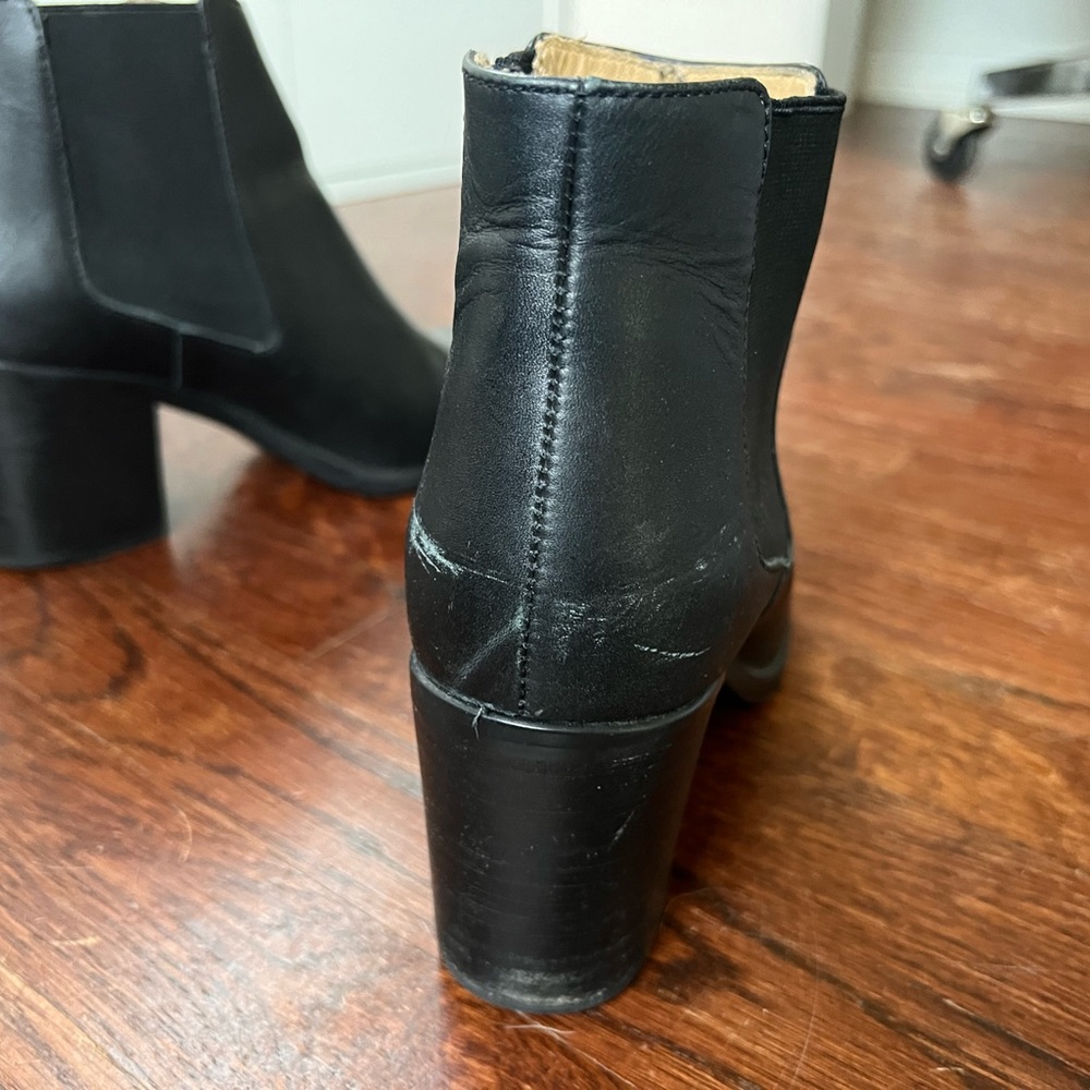 Nisolo Heeled Chelsea Commuter Boot - Picture 4 of 8